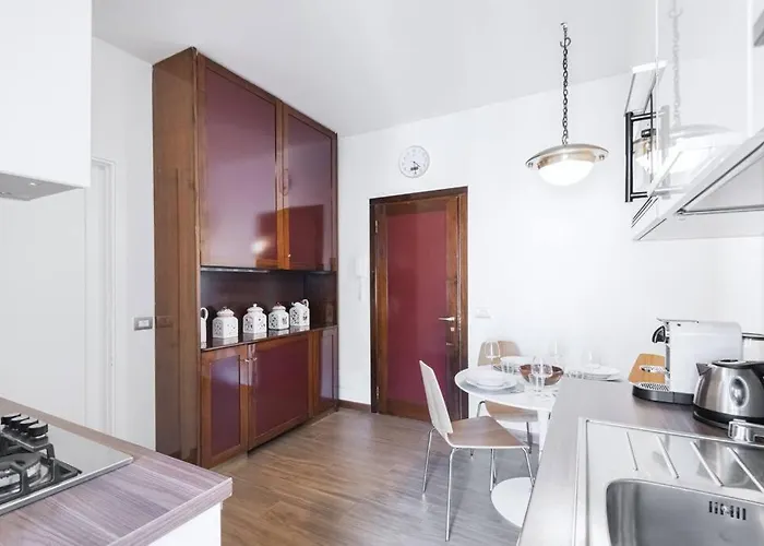 Easylife - - Cherubini 6 - Life * Milan