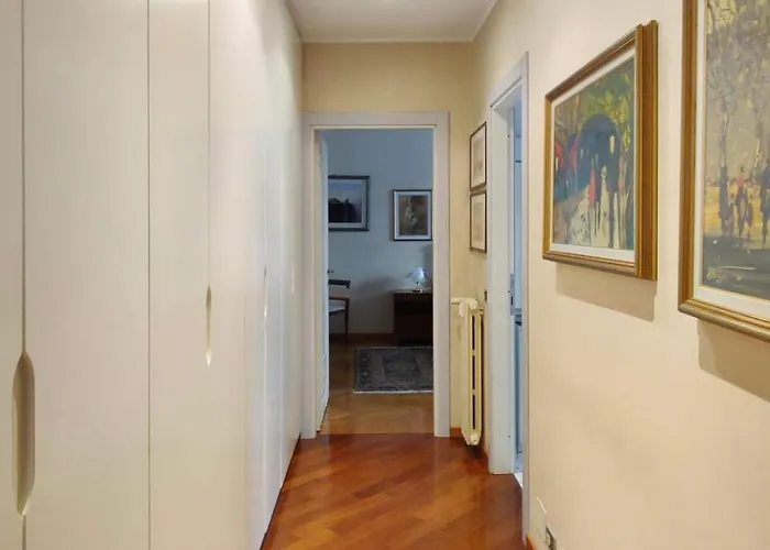 Elegante Attico Con Terrazza - Porta Venezia *