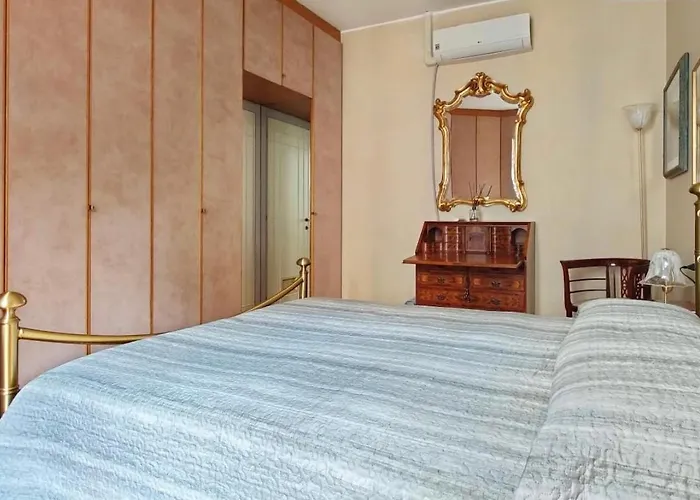 Elegante Attico Con Terrazza - Porta Venezia *