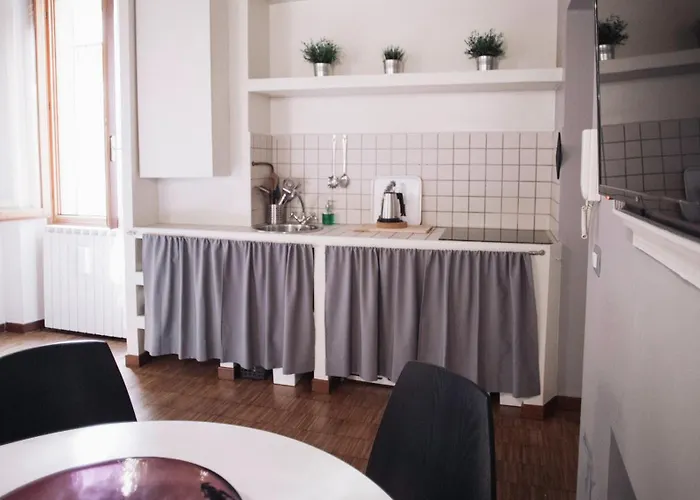 Italianway Easy - Corso 8 * Milán