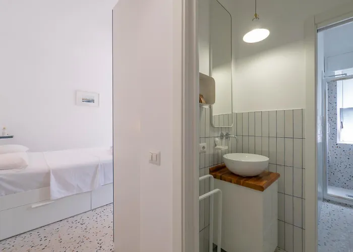 Appartamento 2 Pax Wi-fi- Via D'agrate, 19 C Milano