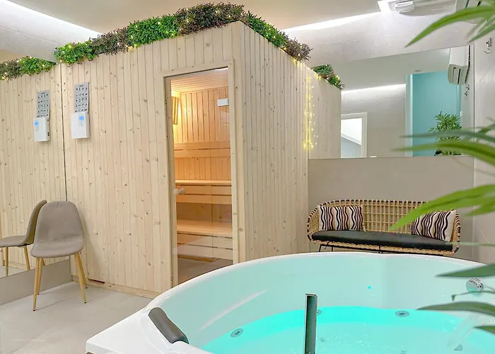 Lägenhet Banfi Luxury - Sauna Jacuzzi Privati *