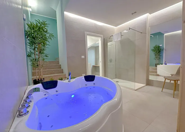 Lägenhet Banfi Luxury - Sauna Jacuzzi Privati *