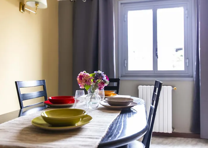 Castelfidardo 8 * Милан