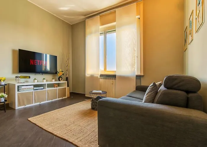 Exclusive & Strategic 2-bedroom Apartment, 50m From M4 Appartamento