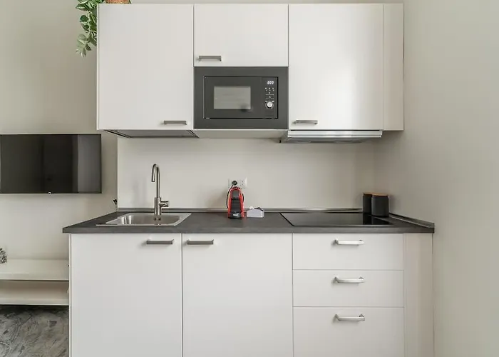 Urban Flat Papiniano - Walk To Duomo Navigli M2-M4