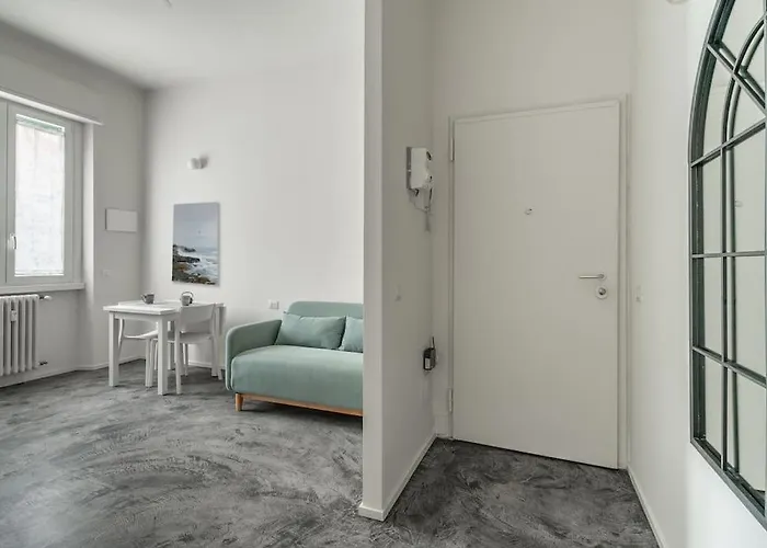 Urban Flat Papiniano - Walk To Duomo Navigli M2-M4