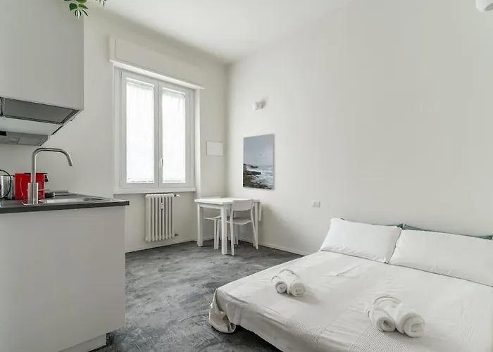 Apartment Urban Flat Papiniano - Walk To Duomo Navigli M2-M4