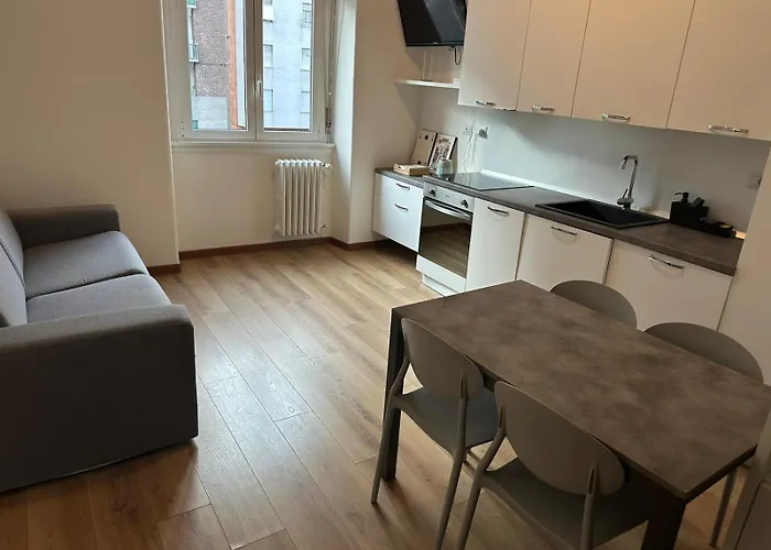 5min Da Stazione アパート *