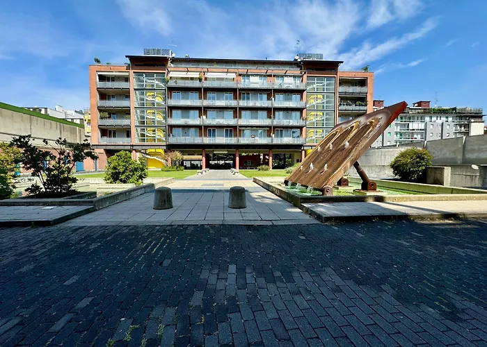 Oasis In The City- Private Garden דירה מילאנו