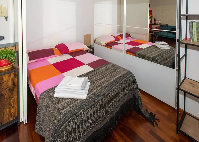 10 Minutes Duomo-elegant * ميلان