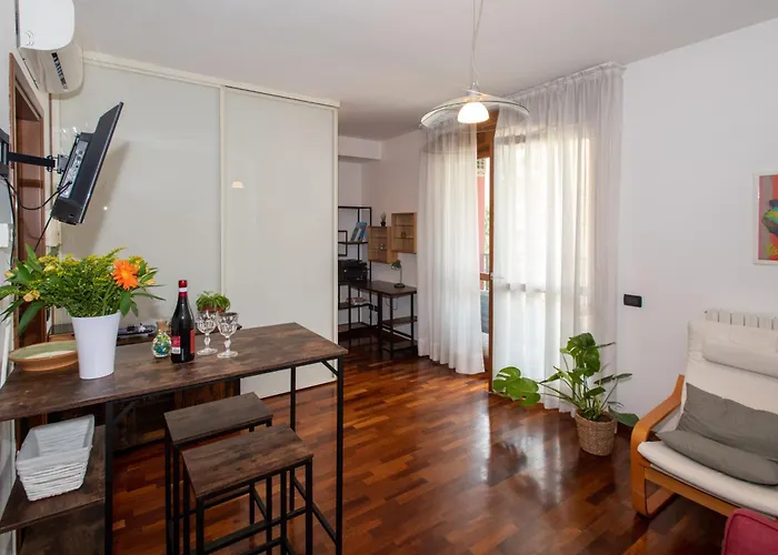 10 Minutes Duomo-elegant شقة