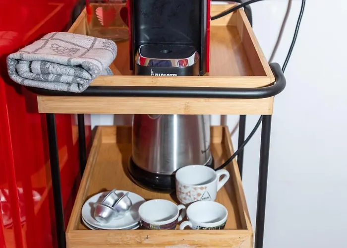 10 Minutes Duomo-elegant شقة ميلان