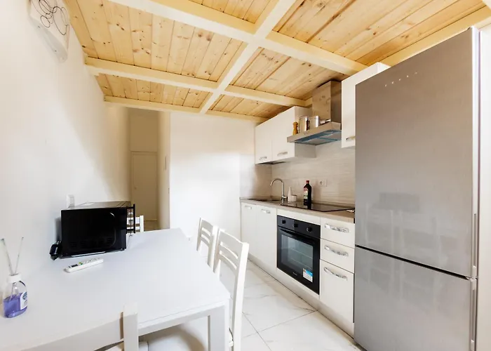 Cozy 2 Bedrooms, 10 Min For Centre, 3 From Linate