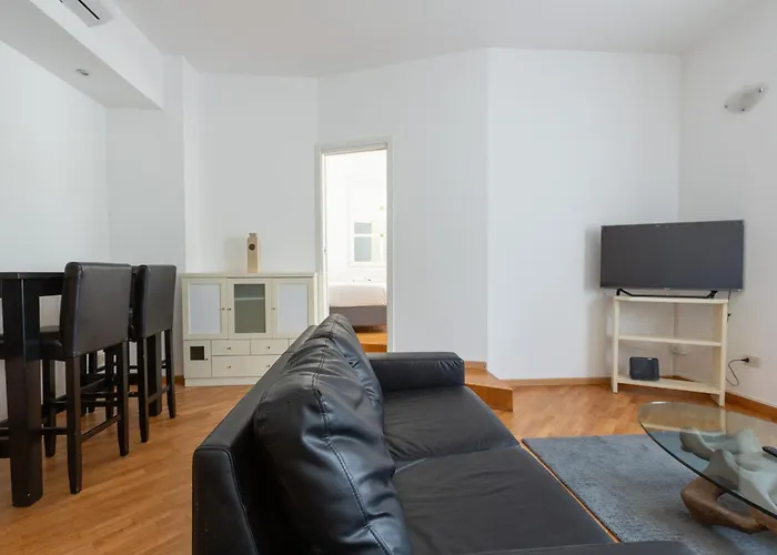 Апартаменты Easytopstay - Lorenteggio Large Flat