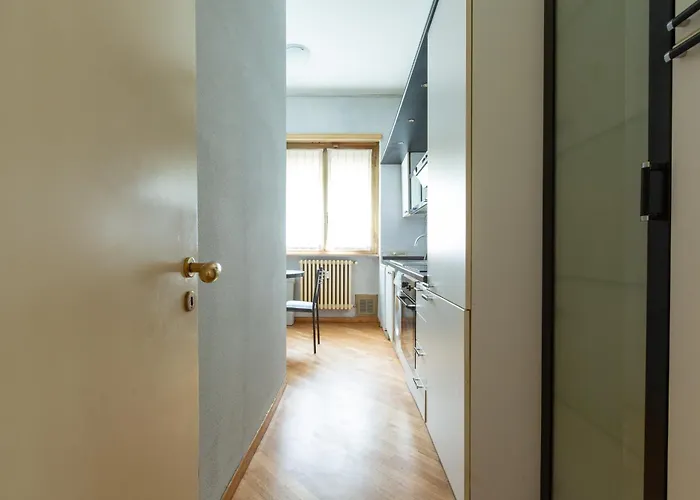 Easytopstay - Lorenteggio Large Flat