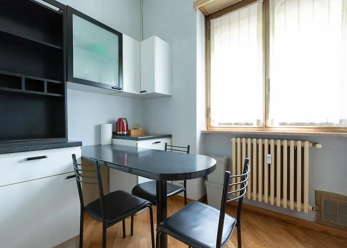 Easytopstay - Lorenteggio Large Flat * Милан