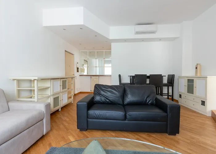 Easytopstay - Lorenteggio Large Flat