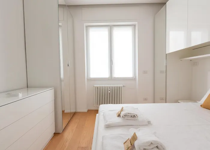 Easytopstay - Bramante Cozy Flat Apartamento Milão