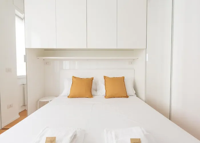 Easytopstay - Bramante Cozy Flat * Milão