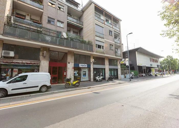 Easytopstay - Marche Charming Flat 밀라노