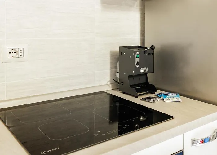 Cozy 2 Bedrooms, 10 Min For Centre, 3 From Linate * Milán