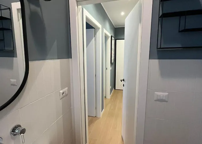 Via Savona - Design District * Milánó