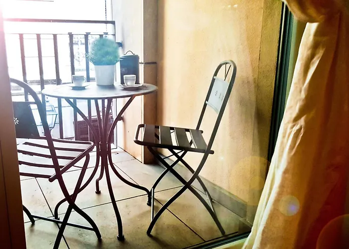 Foro Buonaparte - Red Castello Sforzesco *