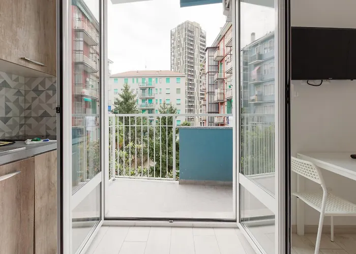Lägenhet Cimiano M2 Cozy With Balcony Milano