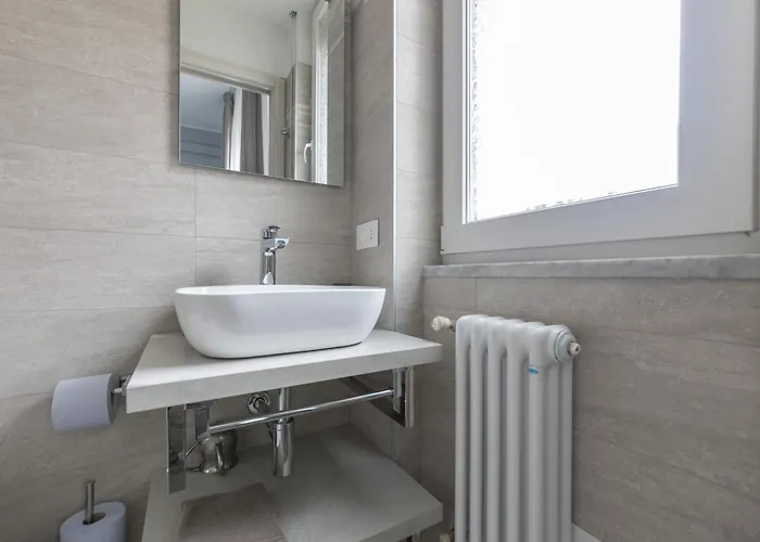 Chezromyk 2 The Kosher Μιλάνο