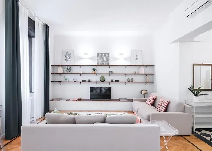 Easylife - - Piazza Grandi 6 - Porta Vittoria *