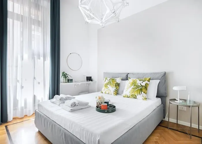 Easylife - - Piazza Grandi 6 - Porta Vittoria Milano