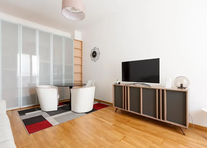 Apartment Guesthost - Domodossola M5 Modern Milan