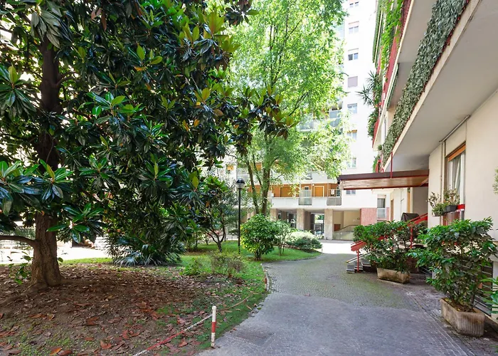 Guesthost - Domodossola M5 Modern Milan