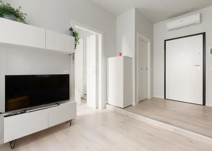 Apartman Life - Renovated