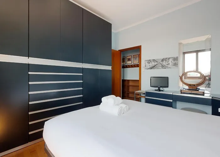 Apartmán Guesthost - Roomy With Comfort! Metro M4 Linate *