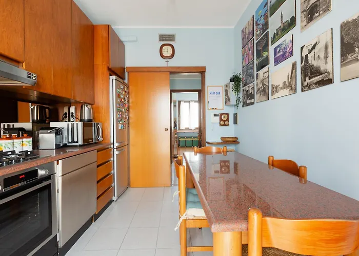 Apartmán Guesthost - Roomy With Comfort! Metro M4 Linate *
