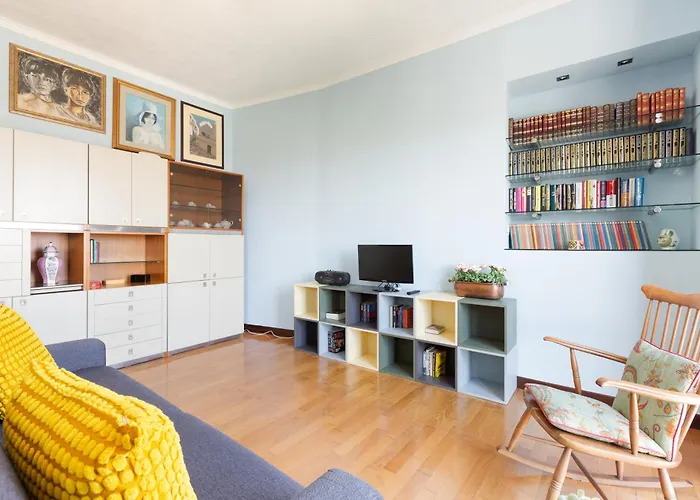 Guesthost - Roomy With Comfort! Metro M4 Linate * Milán