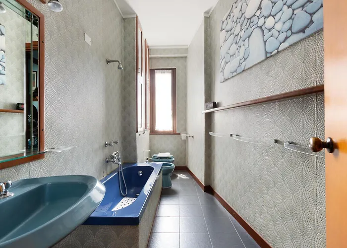 Guesthost - Roomy With Comfort! Metro M4 Linate Apartmán *