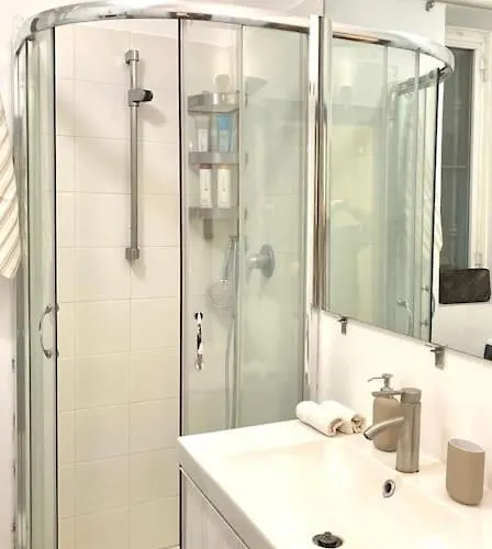 Duomo Area 2 Bedroom Deluxe * Mediolan