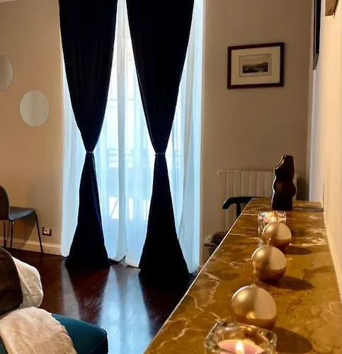 Duomo Area 2 Bedroom Deluxe Mediolan