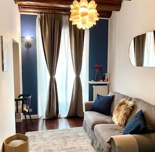 Duomo Area 2 Bedroom Deluxe *