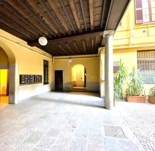 Duomo Area 2 Bedroom Deluxe *