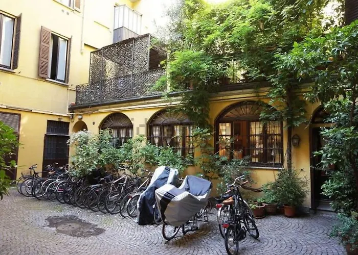 Duomo Area 2 Bedroom Deluxe Mediolan