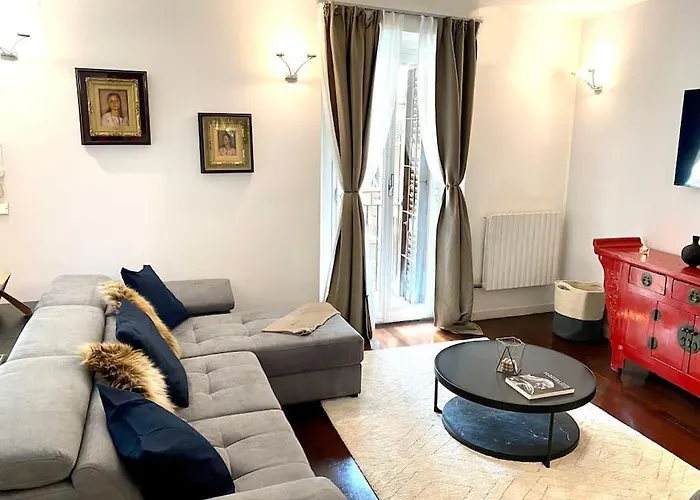 Duomo Area 2 Bedroom Deluxe *