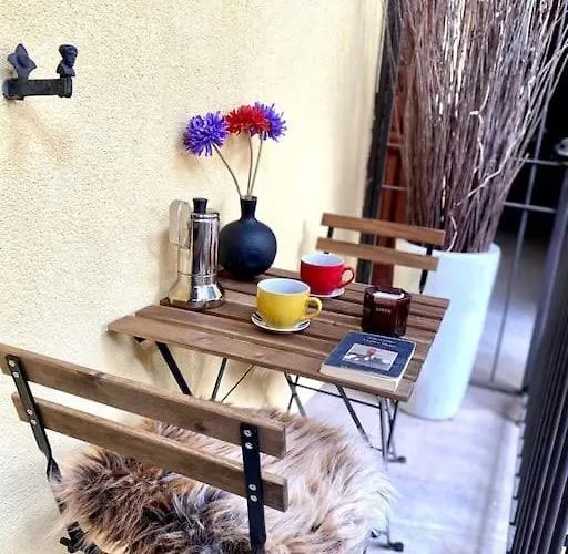 Duomo Area 2 Bedroom Deluxe * Mediolan