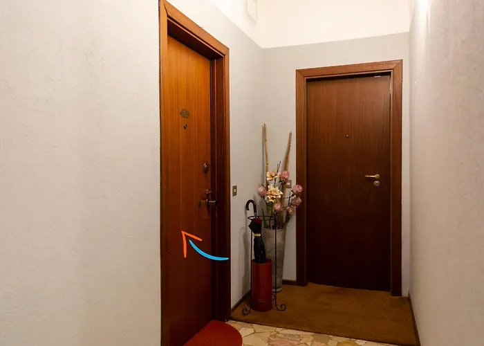 Trendy Corner - Fashion District Milaan