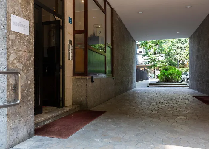 Trendy Corner - Fashion District Appartement *