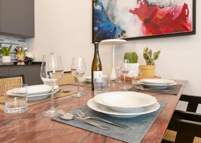 Loft Luxury Design- With 2 Bedrooms -wifi Ultra-5min Metro Mailand