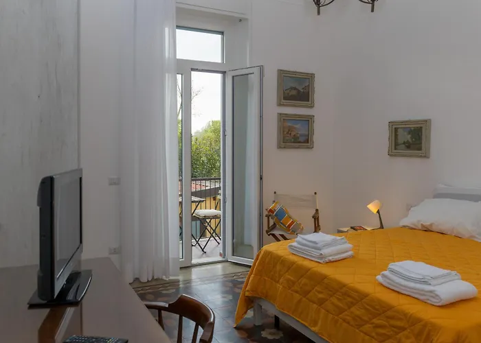 Family House Baggio - A شقة